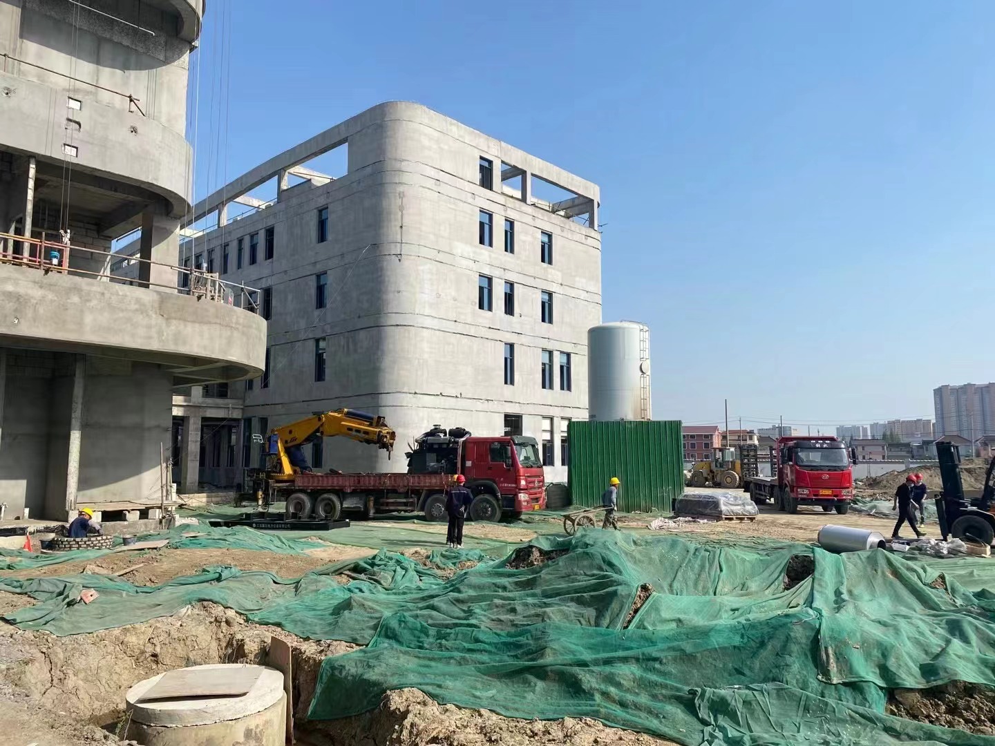 江西上饒國賓府安裝500KW上海乾能